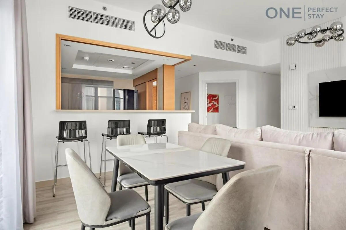 Stylish 1Br With Maid Apartment In Downtown With Pool And Gym Dubai United Arab Emirates
