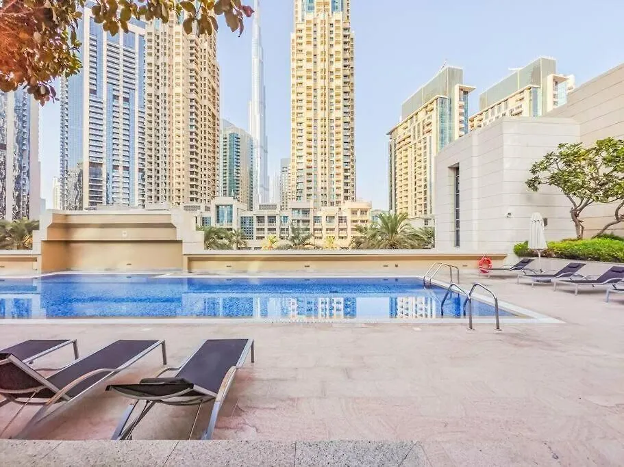 Stylish 1Br With Maid Apartment In Downtown With Pool And Gym Dubai
