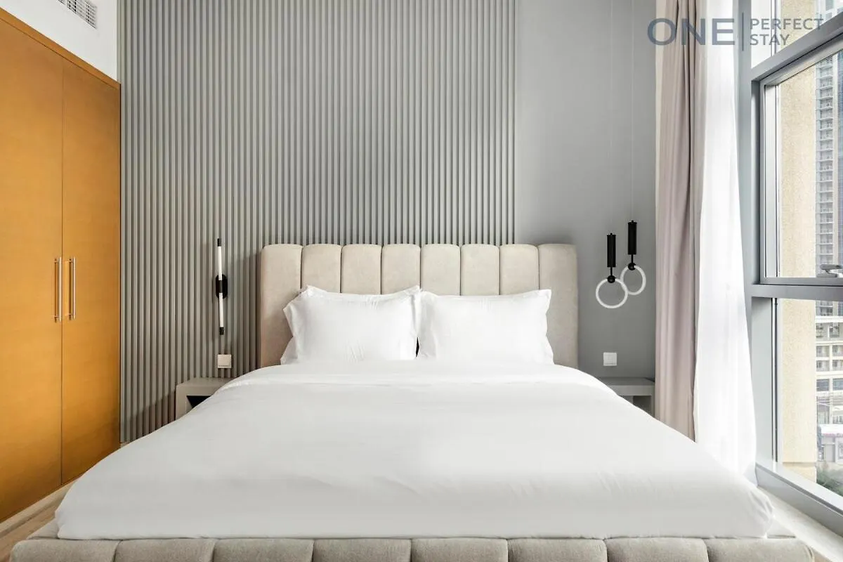 Stylish 1Br With Maid Apartment In Downtown With Pool And Gym Dubai